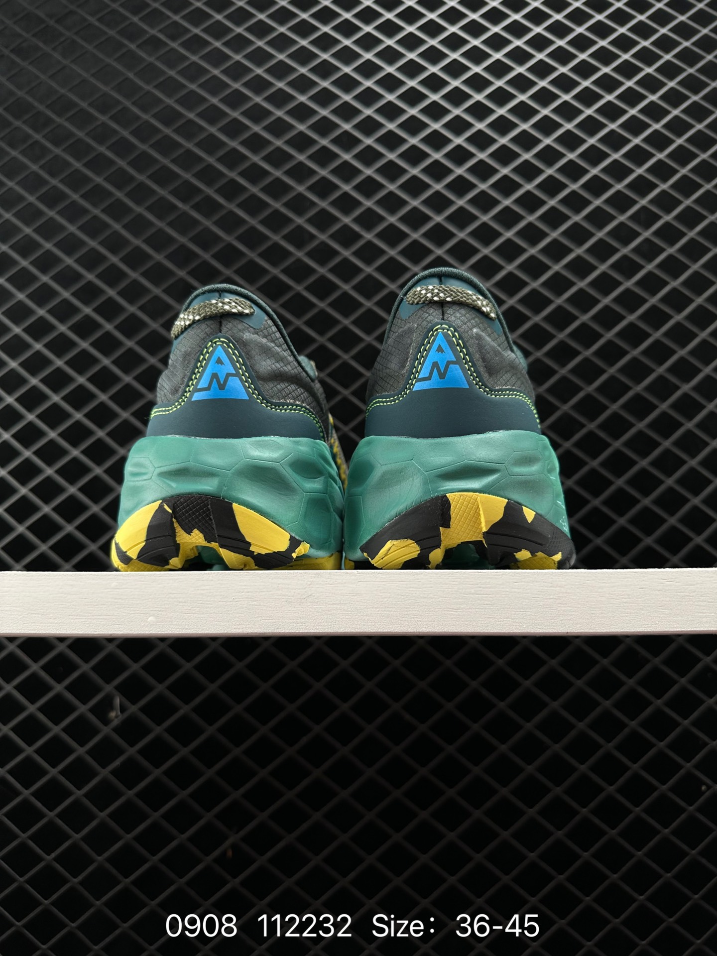 New Balance MTMORLY2